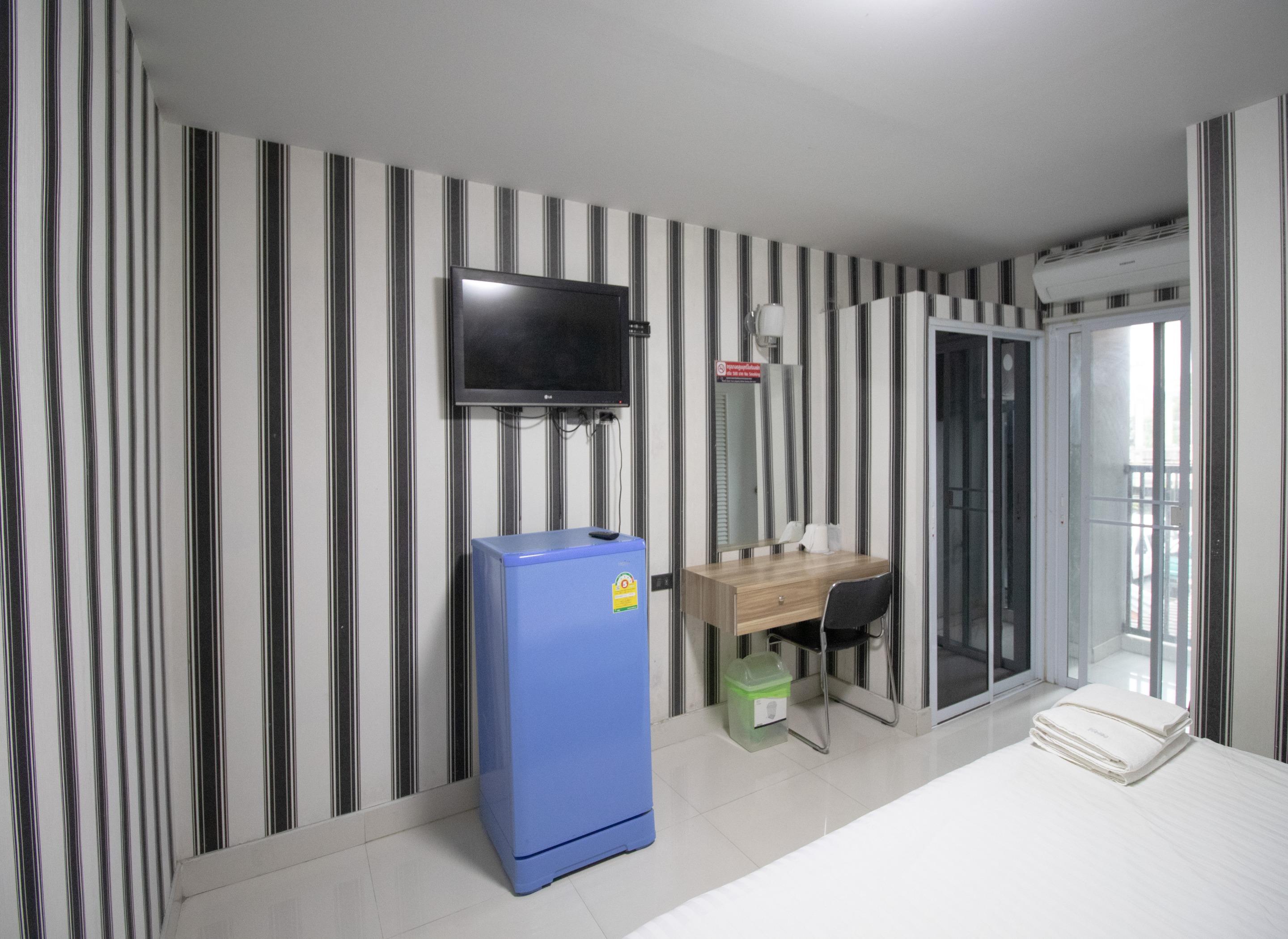Kun Hotel Накхонратчасима Экстерьер фото