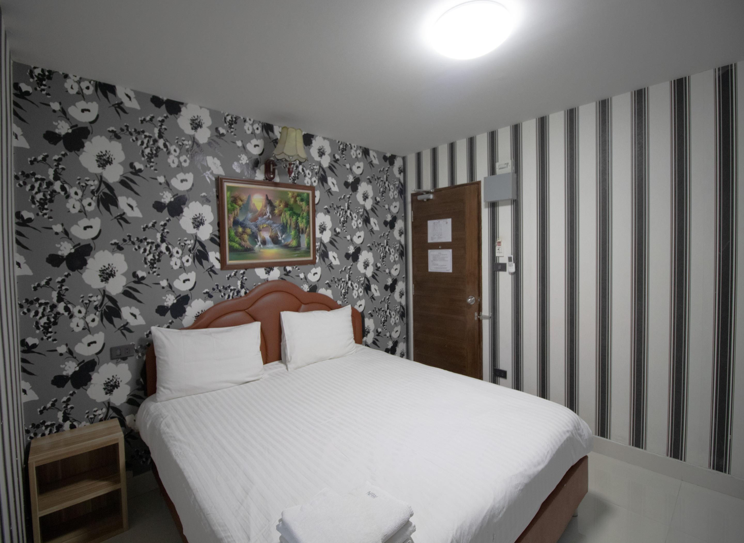 Kun Hotel Накхонратчасима Экстерьер фото