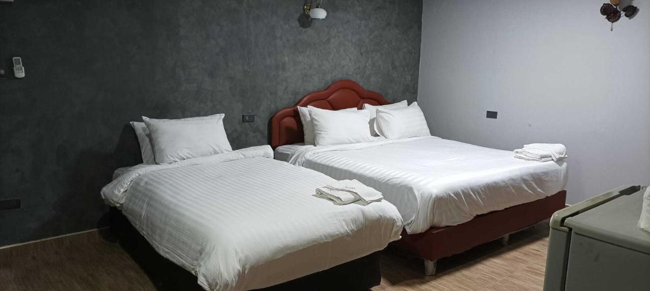 Kun Hotel Накхонратчасима Экстерьер фото